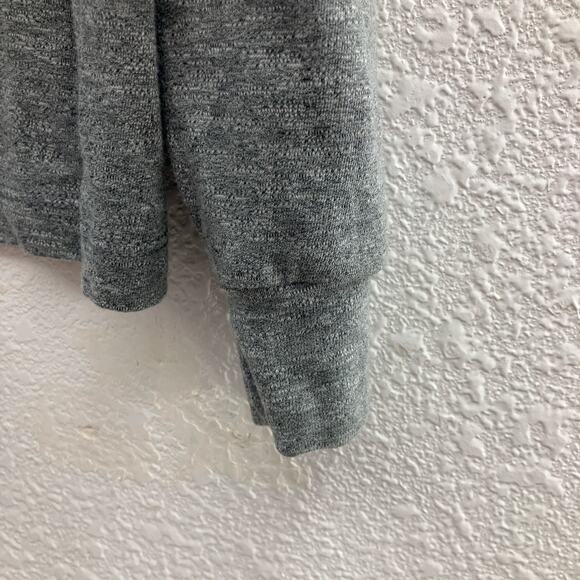 Pacific Gray Black University Of Iowa Hawkeyes Hooded Long Sleeve Tee T Shirt - Picture 5 of 6